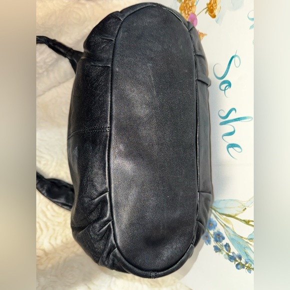 See by Chloe Elegant Black Leather Shoulder Bag - Picture 8 of 11